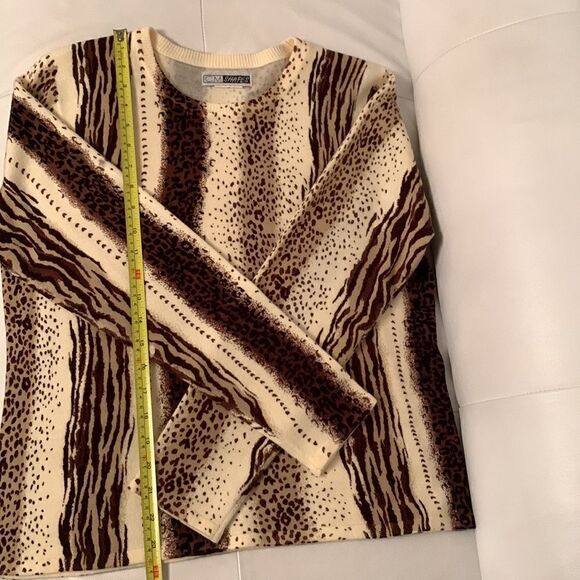 C.M.Chapes Women’s Long Sleeve Sweater Size L - Picture 6 of 8